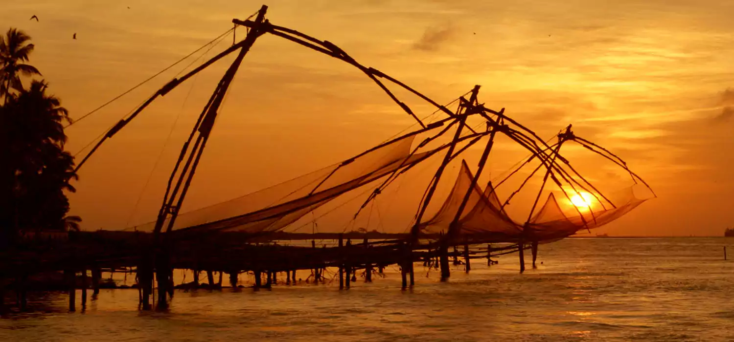 3 Nights 4 Days Cochin Munnar Alleppey Tour