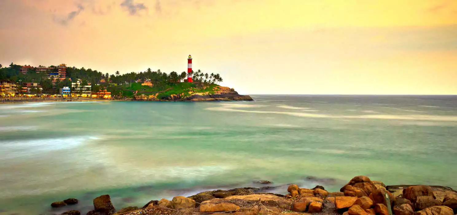 Munnar Alleppey Thekkady Kovalam Tour Package