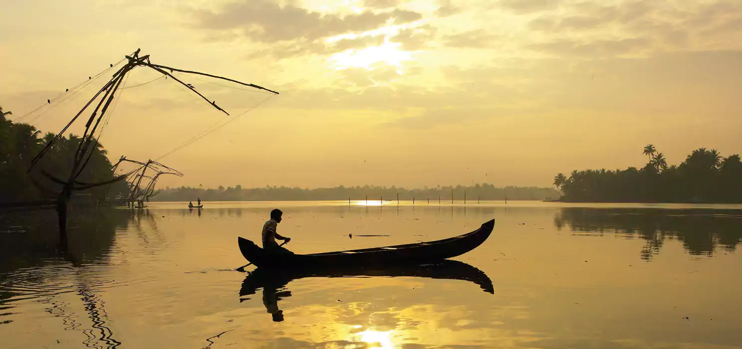 4 Nights 5 Days Kerala Honeymoon Package